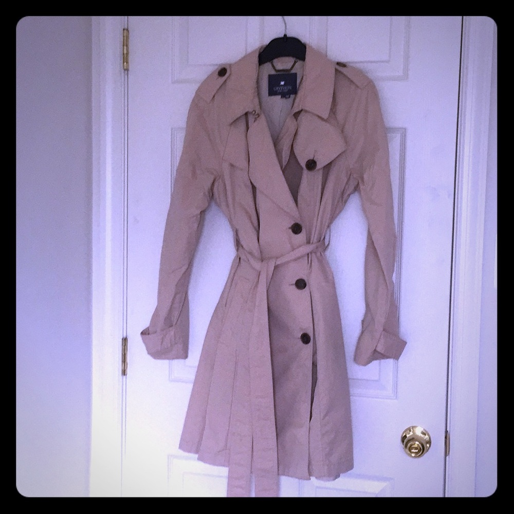 Gryphon Trench Coat! Like New condition!